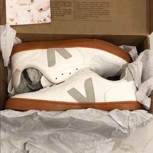 Women’s Veja shoes
